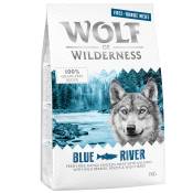 2kg Adult Blue River poulet élevé en liberté, saumon Wolf of Wilderness Croquettes chien + 1 kg offert !