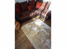 Tapis chambre shaggy fin beige 60 x 110 cm tapis longues mèches par unamourdetapis