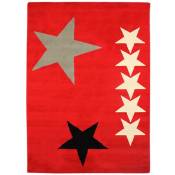 Thedecofactory - stars - Tapis imprmé d'étoiles rouge