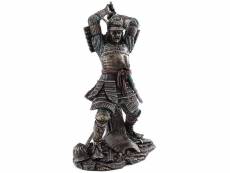 Statue samurai art aspect bronze