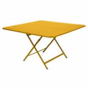Table pliante Caractère / 128 x 128 cm - Fermob jaune en métal
