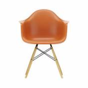 Chaise DAW - Eames Plastic Armchair / (1950) - Pieds bois clair - Vitra orange en plastique
