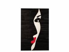 Cadre femme cuir noir-blanc-rouge - l 80 x l 1,3 x h 120 cm