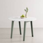 Table ronde New Modern / Ø 108 cm - Plastique recyclé / 4 à 6 personnes - TIPTOE gris en plastique