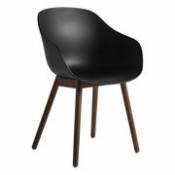 Chaise About a chair AAC 212 / Plastique & bois - Hay noir en plastique