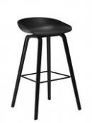 Tabouret de bar About a stool AAS 32 / H 65 cm - Plastique & pieds bois - Hay noir en plastique