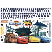 Roommates - Stickers Muraux Géants Disney Cars - Avec les Lettres de l'Alphabet