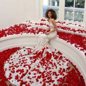 4000 Pièces Pétales de Rouges Artificiels, Saint Valentin Decoration Pétales de Rose Petale Rouge Romantique Décor pour Saint