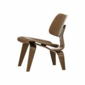 Fauteuil bas Plywood Group LCW / By Charles & Ray Eames,
