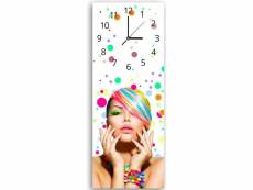 Horloges murales une femme en couleurs ZGR/PION/M_31326