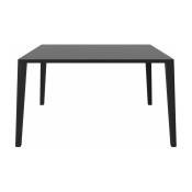 Table en chêne massif huilé teinté noir 130 x 130