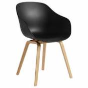 Chaise About a chair AAC 222 / Plastique & bois - Hay noir en plastique