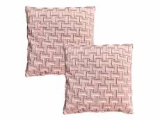 Lot de 2 coussins 45 x 45 cm velours rose et plis géométriques - rosie