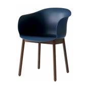 Chaise bleu piétement en bois de noyer JH30 - &tradition