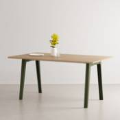 Table rectangulaire New Modern / 160 x 95 cm - Chêne éco-certifié / 6 à 8 personnes - TIPTOE vert en métal