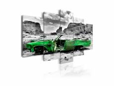 Tableau - voiture verte rétro dans le désert du colorado-200x100