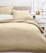 AmazonBasics Parure de lit avec housse de couette haut de gamme avec deux taies d'oreiller, 200 x 200 cm, Beige