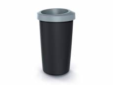 Cubo de reciclaje 45l keden en plástico con práctica tapa abierta color gris.