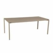 Table rectangulaire Calvi / 195 x 95 cm - Aluminium / 10 à 12 personnes - Plateau démontable - Fermob beige en métal