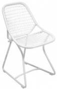 Chaise Sixties / Assise souple plastique tressé - Fermob blanc en plastique