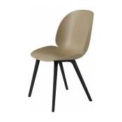 Chaise en plastique marron base noire Beetle - Gubi