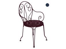 2 fauteuils de jardin en métal Montmartre Cerise noire - Fermob