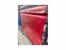 Nappe toile cirée de noël – métallisé houlis rouge - au mètre - 140 x 280 cm .