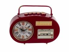 Pendule rouge à poser en forme de rétro radio cassette