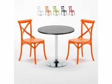 Table ronde noire 70x70cm et 2 chaises colorées set intérieur bar café vintage cosmopolitan