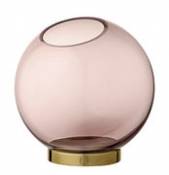 Vase Globe Medium / Ø 17 cm - Verre & laiton - AYTM rose en métal
