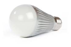 Ampoule LED 9W (equivalent 60W) spherique 119X60mm culot E27 blanc chaud 3000K 650lm 230V 180° LED GL-A19D60-9W-WW
