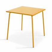 Oviala - Table de jardin carrée en métal jaune -