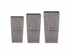 Emportez 3 pots hauts prosperplast (11,4 / 19/35 litres) effet carré urbi du plastique gris clair avec dépôt.