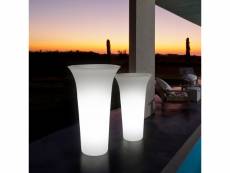 Vase lumineux extérieur haut et rond au design moderne flos