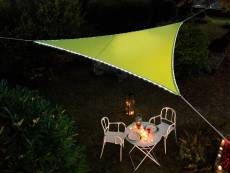 Voile d'ombrage triangulaire Leds solaires 3,60 x 3,60
