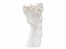 Vase élégant en porcelaine, de couleur blanche, avec
