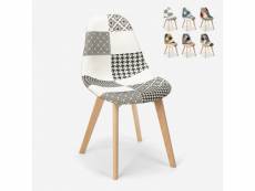 Chaise patchwork design nordique bois et tissu cuisine