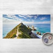 Micasia - Tapis en vinyle - Nugget Point Lighthouse And Sea New Zealand - Paysage 1:2 Dimension HxL: 40cm x 80cm