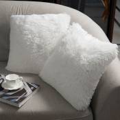 Xinuy - Housse de coussin luxueuse en laine fausse fourrure douce, sans oreiller, 40 cm x 40 cm, blanc, lot de 2
