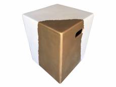 Cube or - bout de canapé béton blanc et or