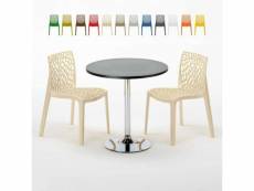 Table ronde noire 70x70cm avec 2 chaises colorées grand soleil set intérieur bar café gruvyer cosmopolitan