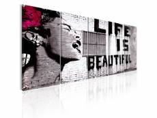 Tableau sur toile en 5 panneaux décoration murale image imprimée cadre en bois à suspendre banksy: la vie est belle 200x80 cm 11_0003573