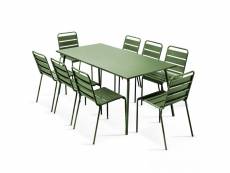 Ensemble table de jardin et 8 chaises en métal vert