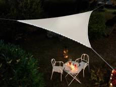 Voile d'ombrage triangulaire Leds solaires 3,60 x 3,60