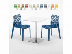Table carrée 60x60 plateau blanc avec 2 chaises colorées gruvyer hazelnut