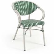 Chaise bistrot Marilyn avec accoudoirs en aluminium et rotin synthétique vert et blanc - Kave Home