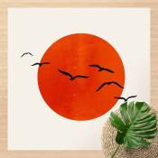 Micasia - Tapis en vinyle - Flock Of Birds In Front Of Red Sun i - Carré 1:1 Dimension HxL: 40cm x 40cm