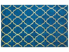 Tapis en viscose et coton doré et bleu marine au motif marocain avec craquelures 140 x 200 cm yelki 188393