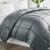 Couette Soft Luxe Grise - Tempérée 250 g/m² - Thermorégulatrice - 100% microfibre - 140 x 200 - Gris