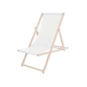 Chaise longue pliante en bois avec une toile blanche.